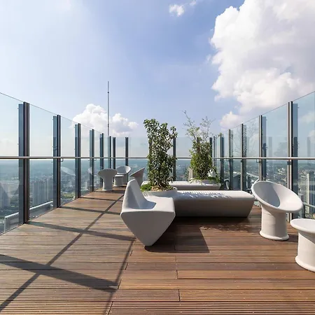 Air Conditioned In Center With Parking By Renters Prestige